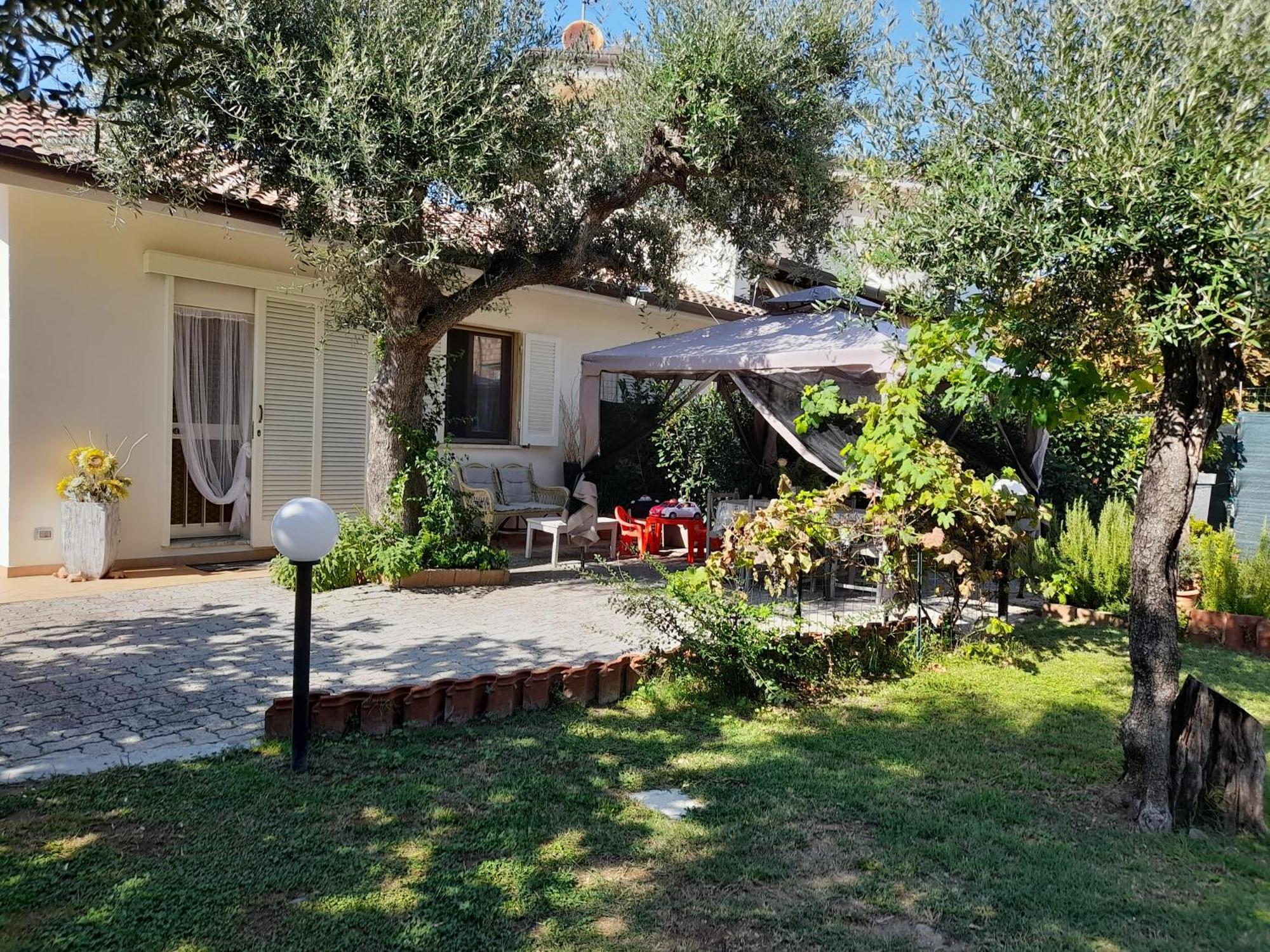 Вилла Casa In Campagna A Tre Chilometri Dal Mare Con Parcheggio Privato Кверчета Экстерьер фото
